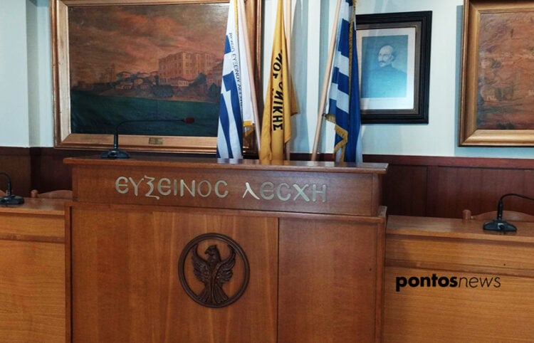 Η κεντρική αίθουσα της Ευξείνου Λέσχης Θεσσαλονίκης (φωτ.: Ρωμανός Κοντογιαννίδης)