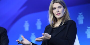 Η Εύα Καϊλή στο Φόρουμ των Δελφών (φωτ.: EUROKINISSI/Γιάννης Παναγόπουλος)