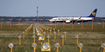 Αεροσκάφος της Ryanair (φωτ. αρχείου: EPA / Toms Kalnins)