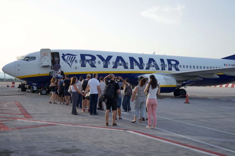 Οι επιβάτες του αεροσκάφους, καθώς και οι αποσκευές τους, ελέγχθηκαν εξονυχιστικά, αλλά δεν βρέθηκε τίποτα ύποπτο (φωτ. αρχείου: EUROKINISSI/Φανή Τρυψάνη)
