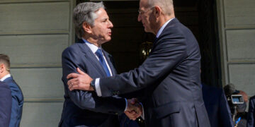 Από τη συνάντηση των δύο ΥΠΕΞ (φωτ.: ΑΠΕ-ΜΠΕ / Υπουργείο Εξωτερικών / STR)