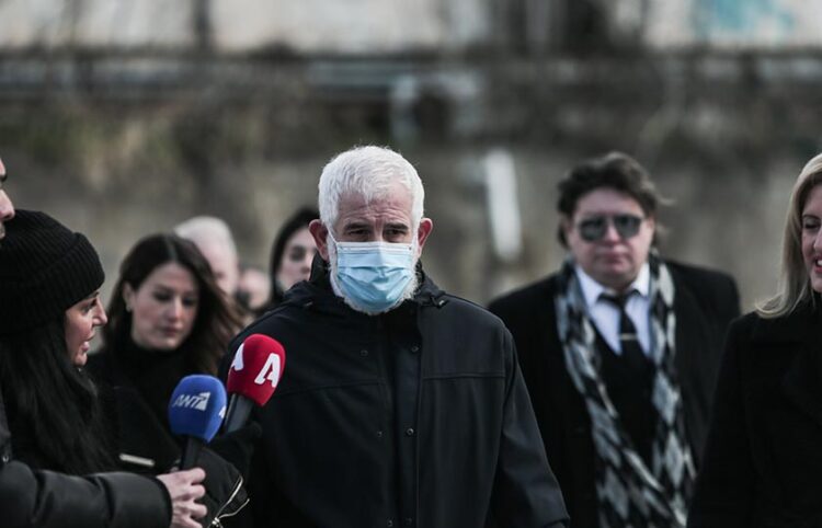 Ο Πέτρος Φιλιππίδης έξω από το Μικτό Ορκωτό Δικαστήριο της Αθήνας (φωτ.: EUROKINISSI / Βασίλης Ρεμπάπης)
