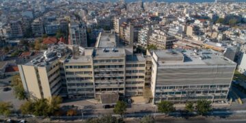 Η μαθήτρια μεταφέρθηκε αρχικά στο νοσοκομείο των Σερρών, ωστόσο, λόγω της κατάστασής της, οι γιατροί έκριναν ότι έπρεπε να μεταφερθεί στο νοσοκομείο «Ιπποκράτειο» της Θεσσαλονίκης (φωτ.: ΜΟΤΙΟΝΤΕΑΜ)