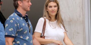 Ο Φραντσέσκο Τζόρτζι με την Εύα Καϊλή, σε παλιότερη βόλτα τους στην Κηφισιά (φωτ.: EUROKINISSI)