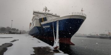 Σε ισχύ παραμένει το απαγορευτικό απόπλου από τα λιμάνια του Πειραιά, της Ραφήνας και του Λαυρίου, ενώ κλειστές είναι οι ακτοπλοϊκές γραμμές Αλεξανδρούπολη-Σαμοθράκη, Καβάλα-Πρίνου Θάσου, Βόλος-Σποράδες,Αρκίτσα-Αιδηψός και Αγ.Μαρίνα-Νέα Στύρα (φωτ.: EUROKINISSI/Klodian Lato)