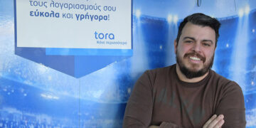 O Κωνσταντίνος Καλλιγιαννάκης, ιδιοκτήτης καταστήματος ΟΠΑΠ στον Άλιμο (φωτ.: ΟΠΑΠ)