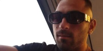 Ο 24χρονος που κατηγορείται για το βιασμό και την εκπόρνευση 14χρονης στη Νέα Σμύρνη (φωτ.: facebook.com)
