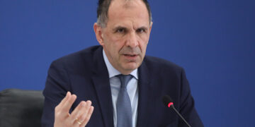 Συνέντευξη Τύπου του Γιώργου Γεραπετρίτη, για τις πρώτες παρεμβάσεις για τη βελτίωση της ασφάλειας των σιδηροδρόμων, μετά το σιδηροδρομικό δυστύχημα στα Τέμπη
(φωτ.: EUROKINISSI / Γιάννης Παναγόπουλος)