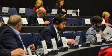 Ο Αλέξης Γεωργούλης σε συνεδρίαση του ευρωκοινοβουλίου. Σύμφωνα με τους δικηγόρους του, ο ευρωβουλευτής δεν έχει κληθεί ακόμη από τη βελγική δικαιοσύνη (φωτ.: facebook/Αλέξης Γεωργούλης)