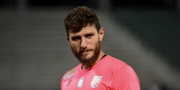 Ο τερματοφύλακας της ΠΑΕ Βόλος Μπόρις Κλέιμαν συνελήφθη με τις κατηγορίες του βιασμού, της προσβολής γενετήσιας αξιοπρέπειας ανηλίκου και της προμήθειας-κατοχής ναρκωτικών ουσιών προς ιδία χρήση (φωτ.: EUROKINISSI/Βασίλης Οικονόμου)