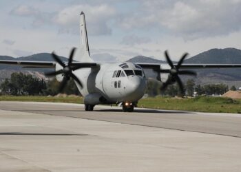 C-27 της Πολεμικής Αεροπορίας στο αεροδρόμιο της Ελευσίνας (φωτ.: EUROKINISSI / Γιώργος Κονταρίνης)