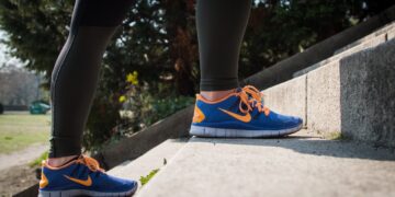 Αν κατά το έτος 2019 η υποκινητικότητα είχε εξαλειφθεί, η ελληνική οικονομία θα είχε επιπλέον οικονομικούς πόρους για να καλύψει αρκετές από τις ανάγκες της στους τομείς της εκπαίδευσης, της υγείας, της κοινωνικής αλληλεγγύης και της εθνικής άμυνας (φωτ.: Pixabay/Gesina)