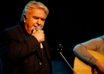 Ο Πασχάλης Τερζής στην παρουσίαση του CD «Μια νύχτα ζόρικη», το 2008 (φωτ.: EUROKINISSI / Κώστας Κατωμέρης)