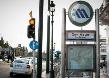 Περιπολικό στο Σύνταγμα (φωτ.: EUROKINISSI / Λυδία Σιώρη)
