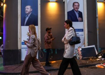 Οι γυναίκες στην Τουρκία, στις τελευταίες εκλογικές αναμετρήσεις, προτιμούν τον Ερντογάν. Για να δούμε τι θα κάνουν τώρα... (φωτ.: EPA/ Sedat Suna)