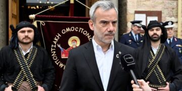 Ο δήμαρχος Θεσσαλονίκης Κωνσταντίνος Ζέρβας κάνει δηλώσεις έξω από τη Αγία Σοφία με αφορμή τις εκδηλώσεις μνήμης για την επέτειο της Γενοκτονίας των Ελλήνων του Πόντου (φωτ. αρχείου: thessaloniki.gr)