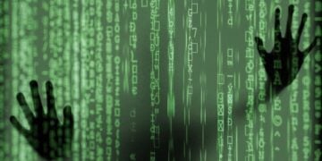 Μετά από αλληλογραφία με τους παρόχους υπηρεσιών διαδικτύου και από την περαιτέρω αστυνομική προανάκριση, ταυτοποιήθηκαν τα στοιχεία των εμπλεκόμενων ατόμων και προέκυψαν οι τόποι κατοικίας τους (φωτ.: Pixabay/NoName)