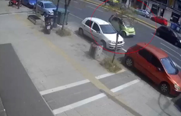 Στον κύκλο το αυτοκίνητο που οδηγούσε ο 32χρονος (πηγή: ΕΡΤ)