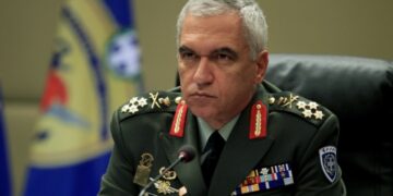 O επίτιμος Αρχηγός ΓΕΕΘΑ, Μιχαήλ Κωσταράκος (φωτ. αρχείου: ΑΠΕ-ΜΠΕ/Συμέλα Πανταρτζή)