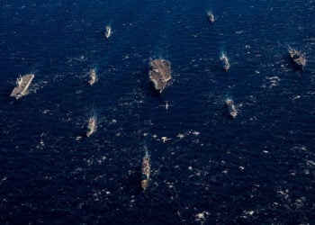 Αμερικανικές και ιταλικές δυνάμεις σε άσκηση του ΝΑΤΟ (φωτ.: MC3 Bela Chambers / US Navy)