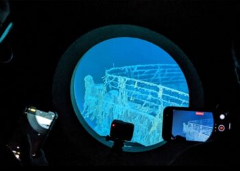 Στην ιστοσελίδα της, η εταιρεία OceanGate Expeditions διαφημίζει τις ξεναγήσεις στο διάσημο ναυάγιο (φωτ.: OceanGate Expeditions.com)