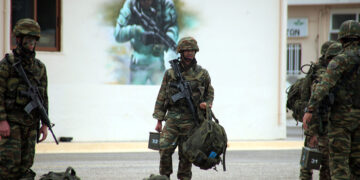 (Φωτ. αρχείου από τη 2η Μοίρα Αλεξιπτωτιστών: EUROKINISSI / Γιώργος Κονταρίνης)