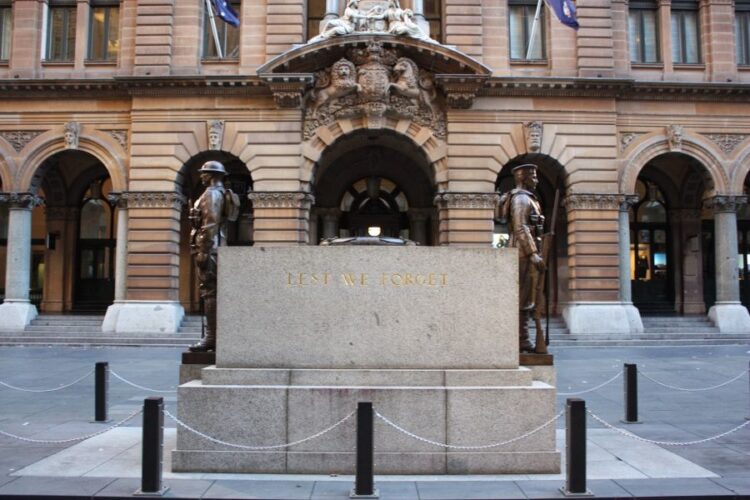 Το Κενοτάφιο «Martin Place» όπου θα γίνει η κατάθεση στεφάνων (πηγή: sydney-city.blogspot.com)