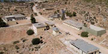 Στον Ασπρόπυργο, στην παλιά NATOϊκή βάση, θα αναγερθεί ο «Νέος Κορυδαλλός» (φωτ.: EUROKINISSI)