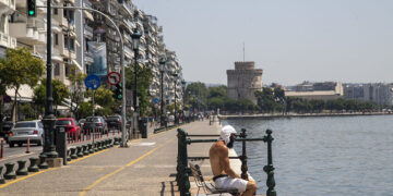 Καύσωνας στη Θεσσαλονίκη (φωτ,: ΜΟΤΙΟΝΤΕΑΜ / Βασίλης Βερβερίδης)
