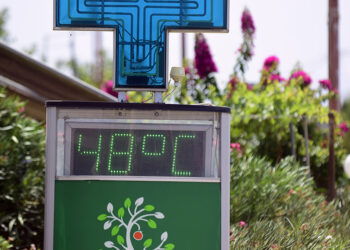 Καύσωνας στην περιοχή των Μυκήνων, στην Αργολίδα (φωτ.: EUROKINISSI / Βασίλης Παπαδόπουλος)