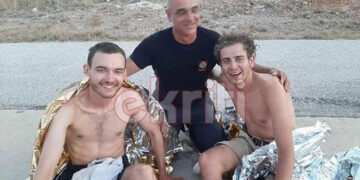 Οι δύο Ελληνοκαναδοί μετά τη διάσωσή τους (φωτ.: ekriti.gr)