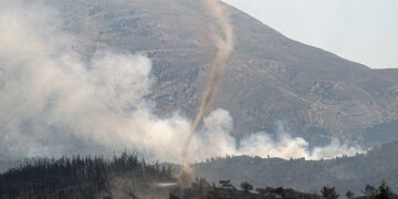 Εικόνα από την πυρκαγιά στην Ρόδο
(φωτ.: Eurokinissi / Αργύρης Μαντίκος)