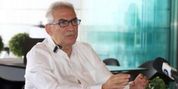 Ο πρώην διαιτητής μπάσκετ, πρώην πρόεδρος της Κεντρικής Επιτροπής Διαιτησίας (ΚΕΔ) της ΕΟΚ και πρώην δήμαρχος Πεύκων Στέλιος Συμεωνίδης (φωτ.: Δήμος Νεάπολης-Συκεών)