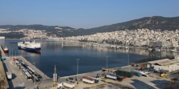 Το λιμάνι της Καβάλας (φωτ.: EUROKINISSI/Λάσκαρης Τσούτσας)