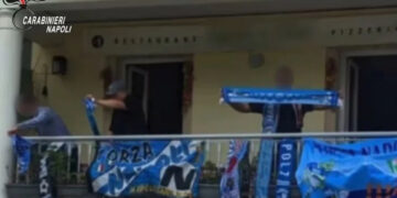 Η αγαπημένη του Νάπολη... πρόδωσε τον 60χρονο φυγόδικο που κρυβόταν στην Κέρκυρα (φωτ.: Carabinieri Napoli)