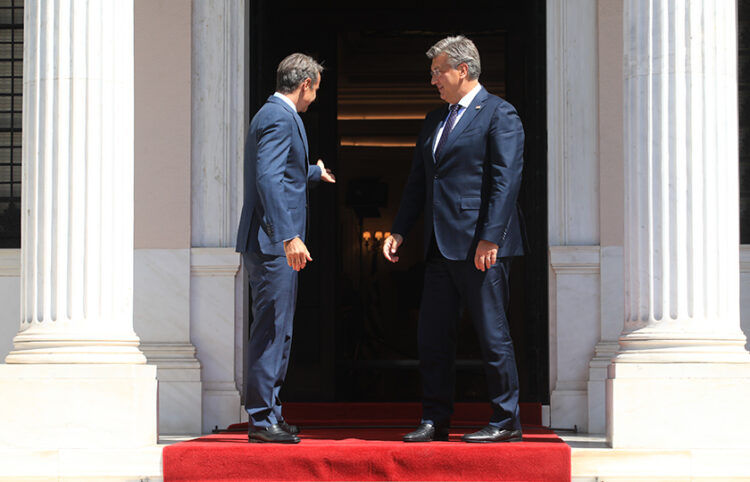 Διμερής συνάντηση του Κυριάκου Μητσοτάκη με τον Αντρέι Πλένκοβιτς (φωτ.: EUROKINISSI / Γιάννης Παναγόπουλος)