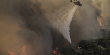 (Φωτ.: ΑΠΕ-ΜΠΕ / Κώστας Τσιρώνης)