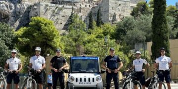 Το νέο περιπολικό της ΕΛΑΣ αναμένεται να... οργώσει τους δρόμους του ιστορικού κέντρου (φωτ.: Ελληνική Αστυνομία)