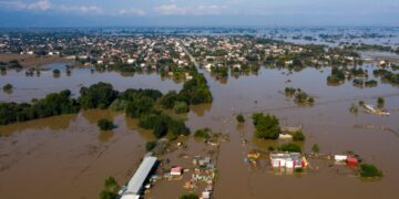 Πλημμυρισμένες περιοχές στο χωριό Παλαμάς του νομού Καρδίτσας (φωτ.: EUROKINISSI/Γιάννης Νικολόπουλος)