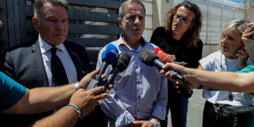 Δηλώσεις του Δημήτρη Λιγνάδη μετά την αποφυλάκισή του, στις 14 Ιουλίου 2022 (φωτ.: EUROKINISSI / Βασίλης Ρεμπάπης)