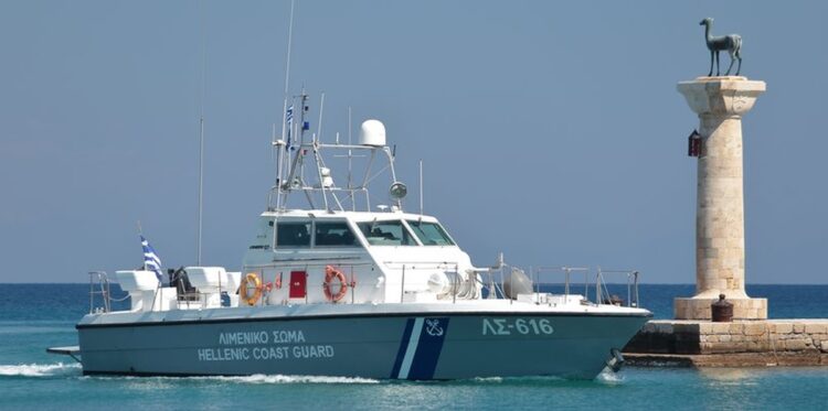 Σκάφος του Λιμενικού (φωτ. αρχείου: hcg.gr)
