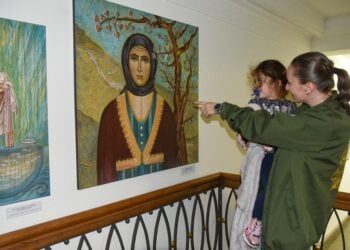 Έργα της Σοφίας Αμπερίδου στο Μουσείο του Ντίσελντορφ (φωτ.: «Ξενιτέας«)
