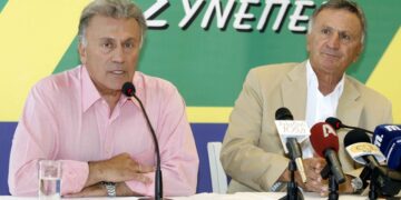 Από αριστερά, ο Παναγιώτης και ο Διονύσης Ψωμιάδης σε παλιότερη συνέντευξη Τύπου (φωτ.: ΜΟΤΙΟΝΤΕΑΜ/Φανή Τρυψάνη)