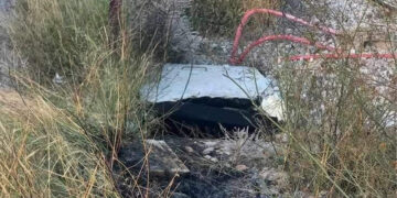 Το σπασμένο φρεάτιο του ΟΣΕ (φωτ.: ΑΠΕ-ΜΠΕ / ΟΣΕ)