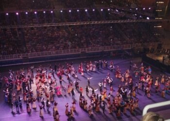 Φωτογραφία από τη συμμετοχή του Συλλόγου Ποντίων Μεταμόρφωσης «Ο Εύξεινος Πόντος» στο 17ο Πανελλαδικό Φεστιβάλ Ποντιακών Χορών που έγινε στην Κομοτηνή (φωτ.: Facebook.com/efxsinospontos)