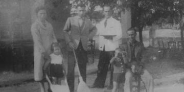 Στην Κομνηνών το 1939 (φωτ.: Αρχείο Θ. Λαζαρίδη)