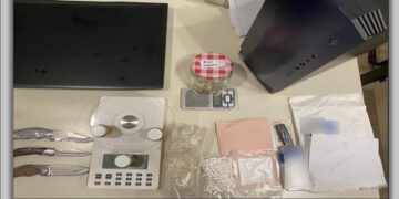 (Φωτ.: Γενική Περιφερειακή Αστυνομική Διεύθυνση Δυτικής Μακεδονίας/ Διεύθυνση Αστυνομίας Κοζάνης/ Ομάδα Δίωξης Ναρκωτικών/ ΟΠΚΕ Κοζάνης)