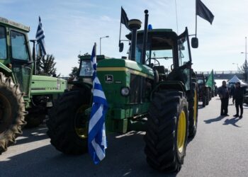 Στιγμιότυπο από παλιότερη κινητοποίηση των αγροτών στη Θεσσαλία (φωτ. αρχείου: EUROKINISSI/Λεωνίδας Τζέκας)
