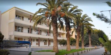 Άποψη τμήματος του Βενιζέλειου Νοσοκομείου Κρήτης (πηγή: google.gr/Mary Miliaraki)