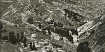 Η Αργυρούπολη του Πόντου, όπου βρισκόταν το Μαυραγγέλ', στις αρχές του 20ού αιώνα (πηγή: Grothe, Hugo: Auf türkischer Erde: Reisebilder Und Studien, 1903. Archive: Center for Information and Documentation on Armenia – IDZA, Berlin)